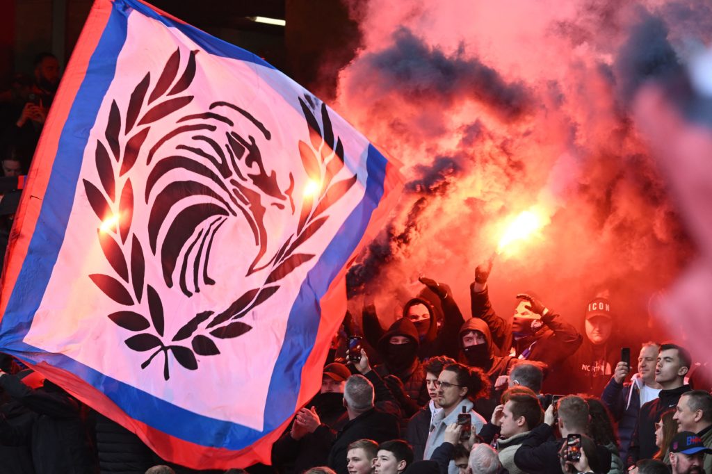 FBL-ENG-PR-ARSENAL-CRYSTAL PALACE-FANS