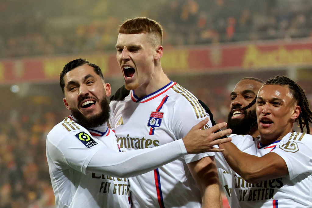 TOPSHOT-FBL-FRA-LIGUE1-LENS-LYON