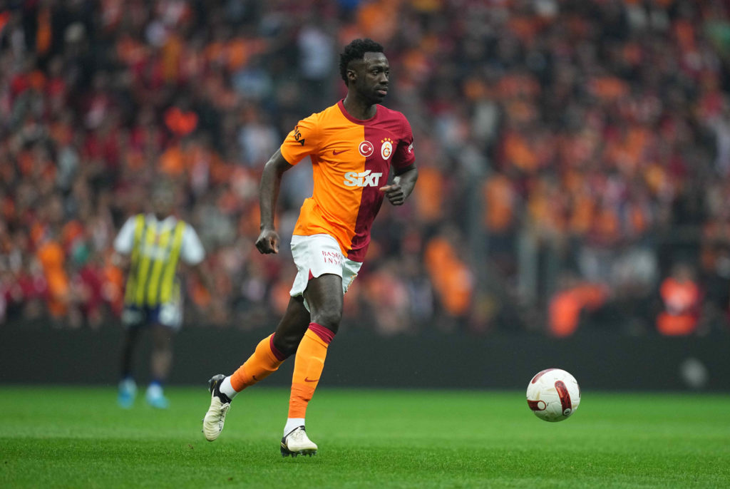 Galatasaray v Fenerbahce - Turkish Super League
