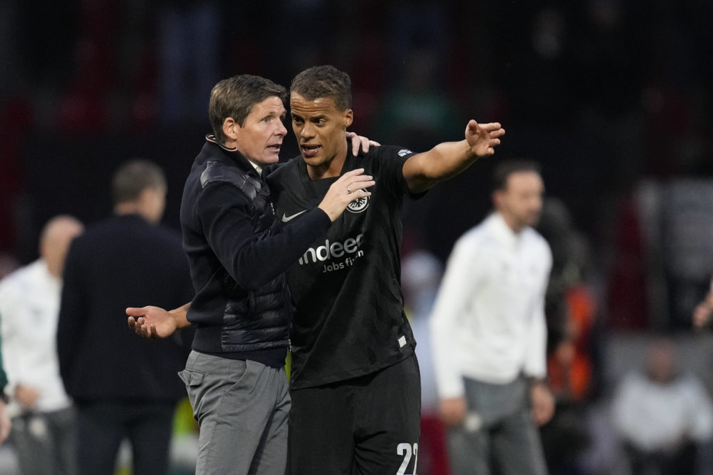 head coach Oliver Glasner of Eintracht Frankfurt and Timothy Chandler
