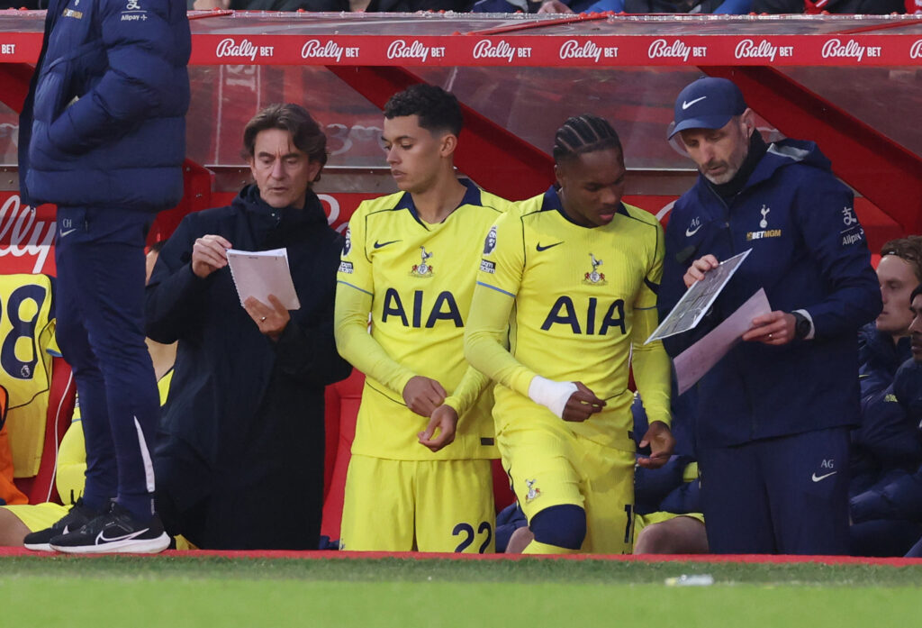 Thomas Frank speaking to Brennan Johnson at Tottenham