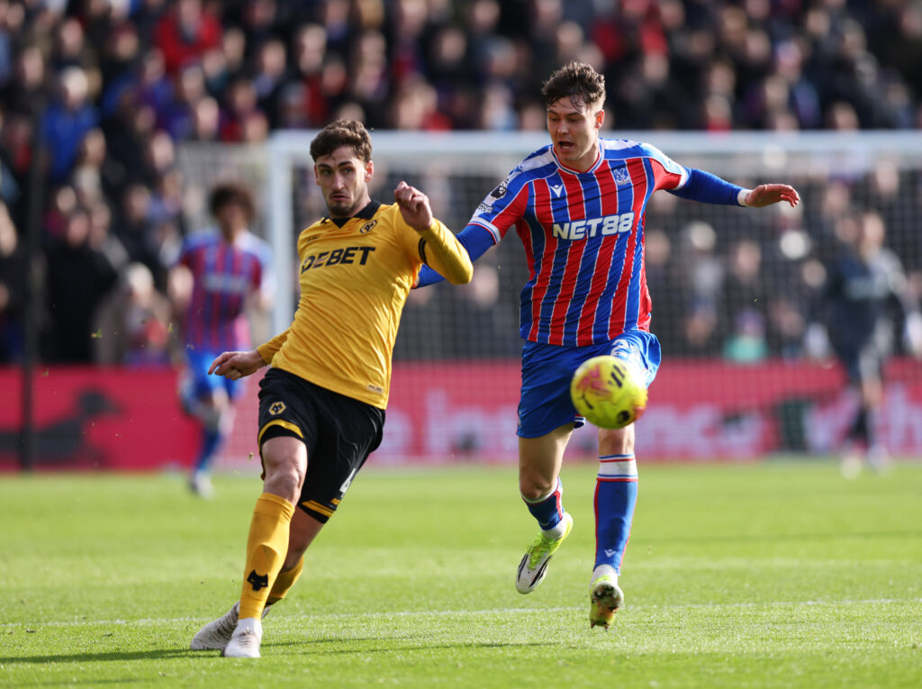 Santiago Bueno in action for Wolves