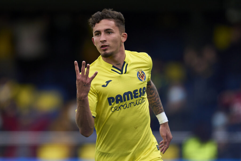 Yeremy Pino celebrating a goal for Villarreal