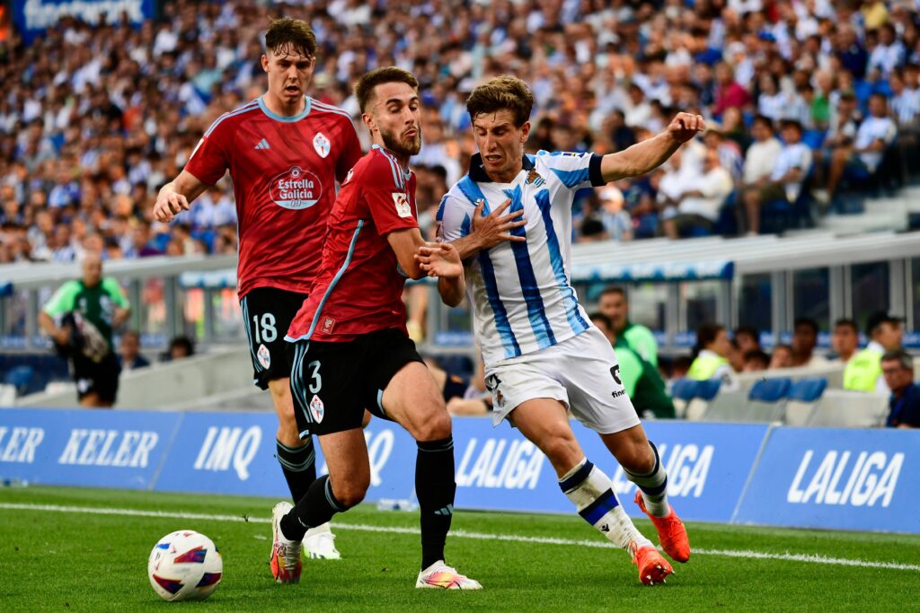 Oscar Mingueza and Jorgen Strand Larsen in action for Celta Vigo